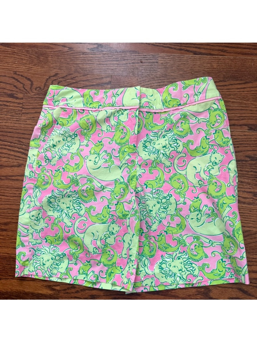 NBW Lilly Pulitzer Lion Around Women's
Shorts Sz 10